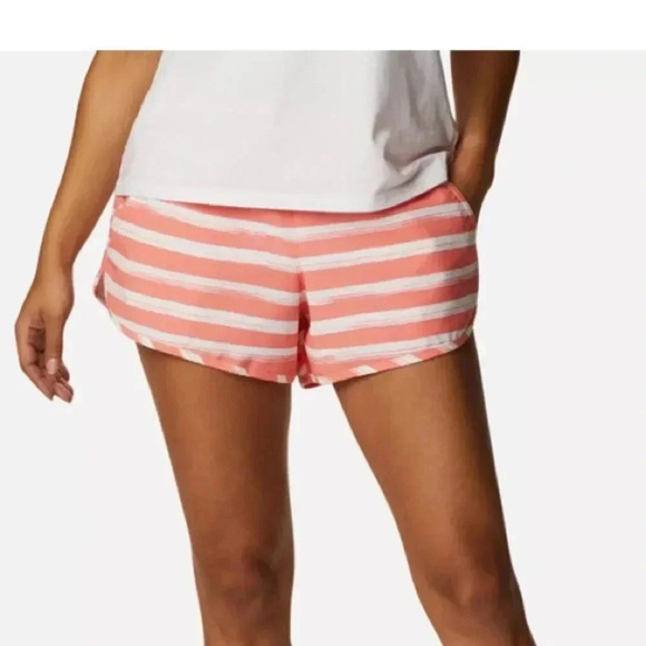 Columbia Women's XL Bogata Bay Omni-Shade Stretch Inseam 3” Shorts Coral White - Picture 3 of 9